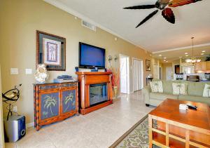 Gallery image of Luxury 5 Star Condominium Water Front 3 Beds 2 Bath Pool Hot-Tub Beach And City Views in Clearwater Beach