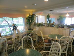 Foto da galeria de Fairview Inn & Suites Mobile em Mobile