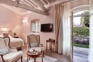Gallery image of Villa di Piazzano - Small Luxury Hotels of the World in Cortona