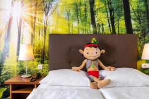 Kinder, die in der Unterkunft AHORN Panorama Hotel Oberhof übernachten