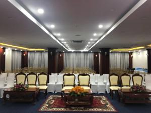 Kampong Thom Royal Hotel的休息区