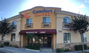 a store front of a corner suites building at Comfort Suites Near City of Industry - Los Angeles in La Puente