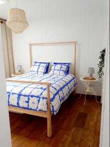 Łóżko lub łóżka w pokoju w obiekcie Los Ancones Apartment