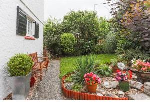 Zahrada ubytování Tredara Bed & Breakfast