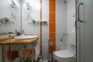 Koupelna v ubytování Hotel Aruba