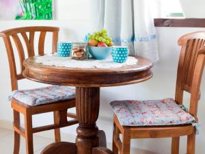 Area soggiorno di First Light Cabins