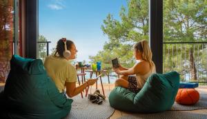 Posezení v ubytování Mobilhome Victoria Camping Lanterna