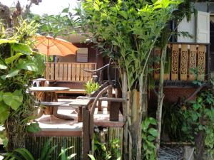 Zahrada ubytování Baanfai Guesthouse Chiangkhong