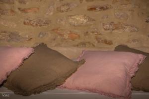 A bed or beds in a room at CASA LO PASTELER