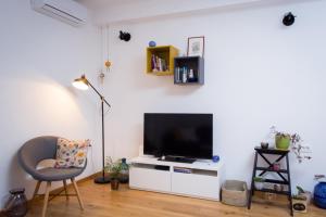 TV a/nebo společenská místnost v ubytování Apartments Dolores