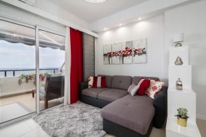 Istumisnurk majutusasutuses HomeForGuest HARMONY PARK NEW APT WITH SEA VIEW
