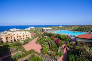 The swimming pool at or close to Suvaki Resort