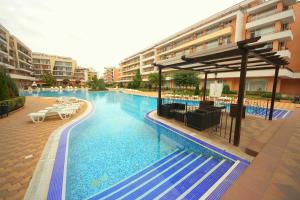 The swimming pool at or close to Menada Grand Kamelia Apartments