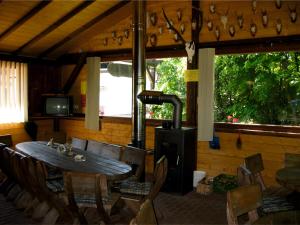 TV a/nebo společenská místnost v ubytování Hotel Kupper