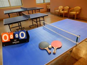 Πινγκ πονγκ στο Park Hotel Miyabitei ή εκεί κοντά