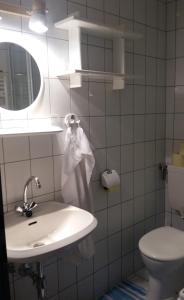 Ένα μπάνιο στο Ferienhaus Groß