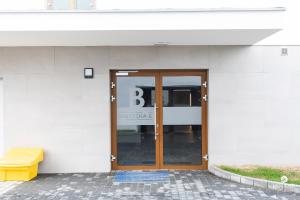 Fasada lub wejście do obiektu DELUXE 38 Bałtycka 6 by Jantar Apartamenty Kołobrzeg