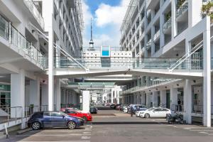 Tòa nhà nơi căn hộ tọa lạc