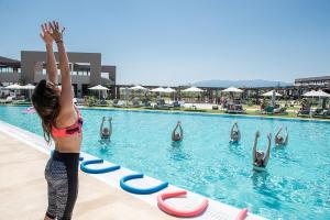 Bazén v ubytovaní Euphoria Resort - All Inclusive alebo v jeho blízkosti