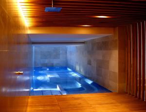 Bazén v ubytování S'Agaró Hotel Spa & Wellness nebo v jeho okolí