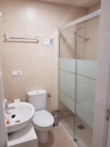 Kúpeľňa v ubytovaní Apartamentos HELA