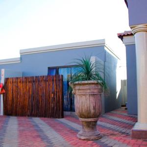 Gallery image of Thavhani Guest House in Thohoyandou