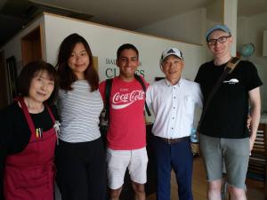 a group of people posing for a picture at Ballarat Clunes in Mino
