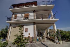 Balkón alebo terasa v ubytovaní Casa Vacanza Villa Anna
