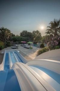 Camping Le Méditerranée Argelès - Domaine piétonnier内部或周边的泳池
