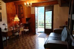 Кът за сядане в Chalet Familial Val d'Allos 8 Personnes calme plein sud. Belle vue