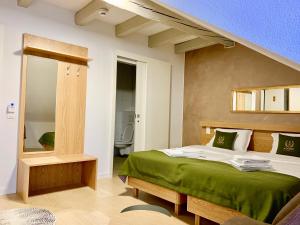 Postel nebo postele na pokoji v ubytování Hotel Adore