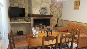 A television and/or entertainment centre at cortijo la laguna
