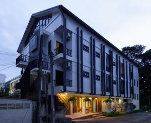Bangunan di mana terletaknya hotel