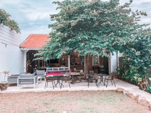 Taman di luar Villa Hikari Bali