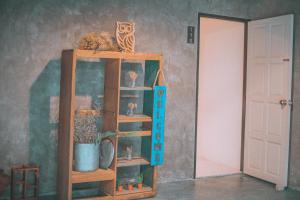 Galeriebild der Unterkunft Baannokhook Home&Cafe in Surat Thani