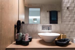 A bathroom at modern city center maisonette