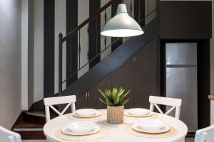 A seating area at modern city center maisonette