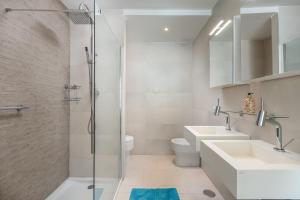 Kép The Waves, Luxurious 5*, Wifi, Olympic pool szállásáról Palm-marban a galériában