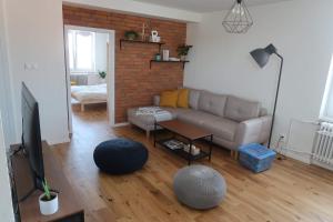 Posedenie v ubytovaní Luxurious apartment 3 min walk to city center - snack, beverages included in price