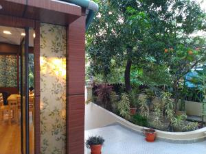 حديقة خارج Kevins Bed & Breakfast