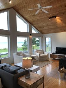 Gallery image of Private Waterfront Luxury on the Bras D'Or Lake in Sydney Forks