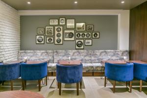 Lemon Tree Hotel Jammu的休息区