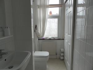 Gallery image of The Aidan Guest House in Stratford-upon-Avon