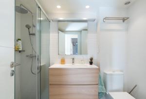 Fotografia z galérie ubytovania Gran apartamento en el centro histórico con parking gratuito 4 habitaciones por KEYWISE v destinácii Málaga