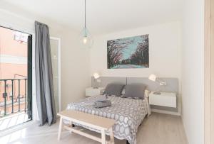 Fotografia z galérie ubytovania Gran apartamento en el centro histórico con parking gratuito 4 habitaciones por KEYWISE v destinácii Málaga