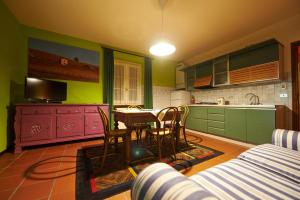 A kitchen or kitchenette at Felicin - Dimora del Centro