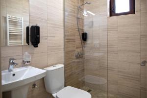 Ein Badezimmer in der Unterkunft Airport House
