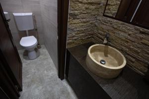 Ein Badezimmer in der Unterkunft Airport House