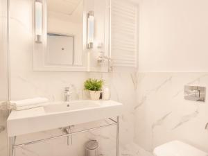 Łazienka w obiekcie VacationClub – Baltic Park Fort Apartament E.202