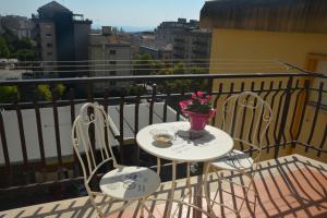 A balcony or terrace at ART B&B
